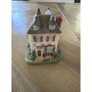 Liberty Falls The Wooden Nickel Inn AH42 Americana Collection